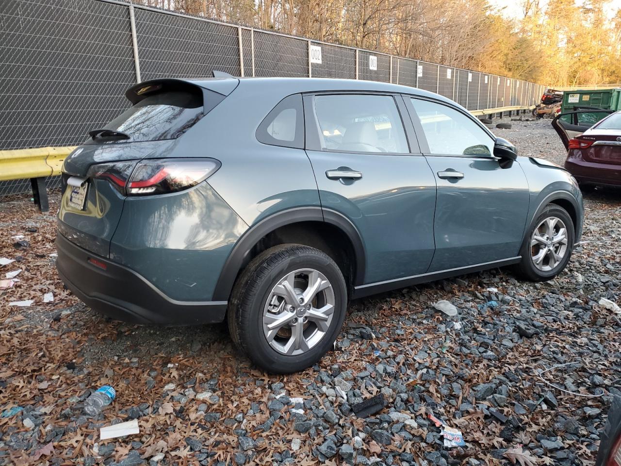 2025 HONDA HR-V LX - Image 3