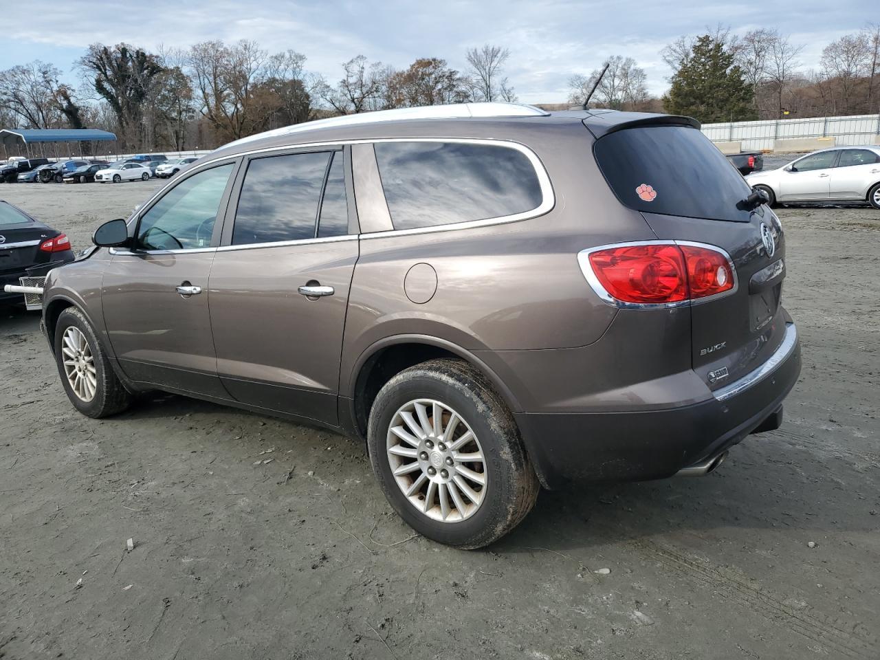 2011 BUICK ENCLAVE CX - Image 2
