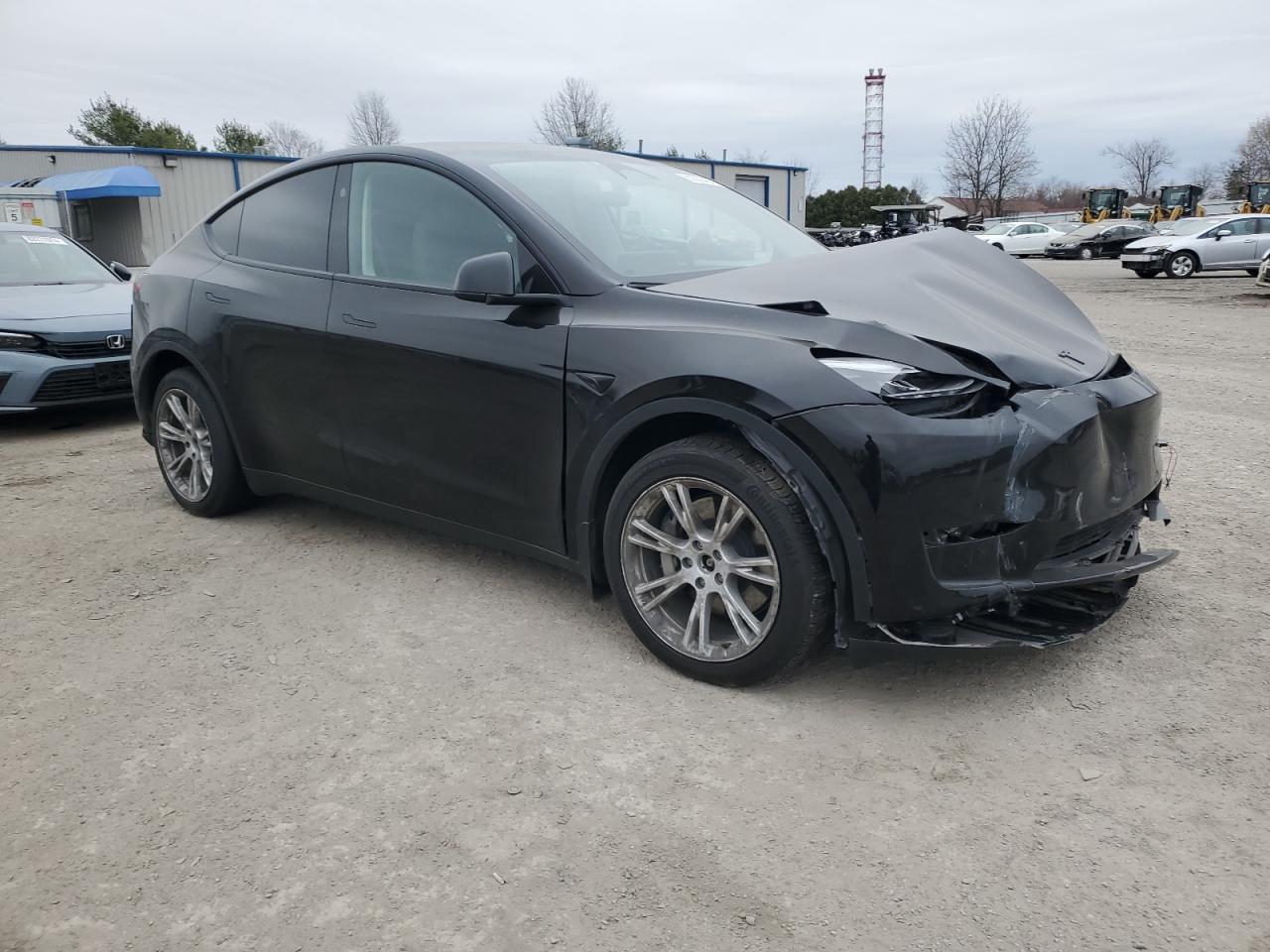 2023 TESLA MODEL Y - Фото 4