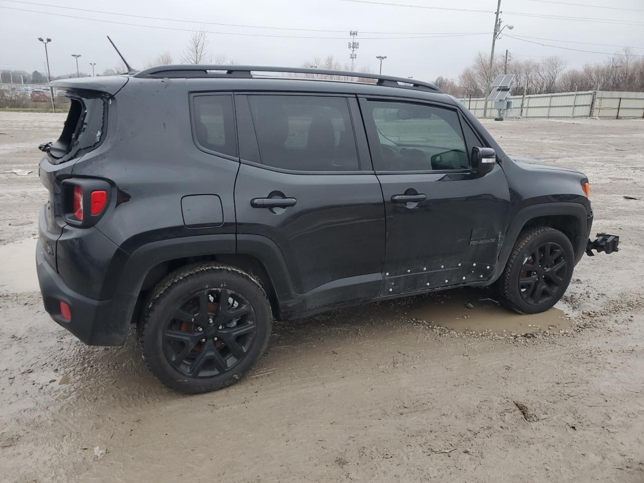 2016 JEEP RENEGADE L - Image 3
