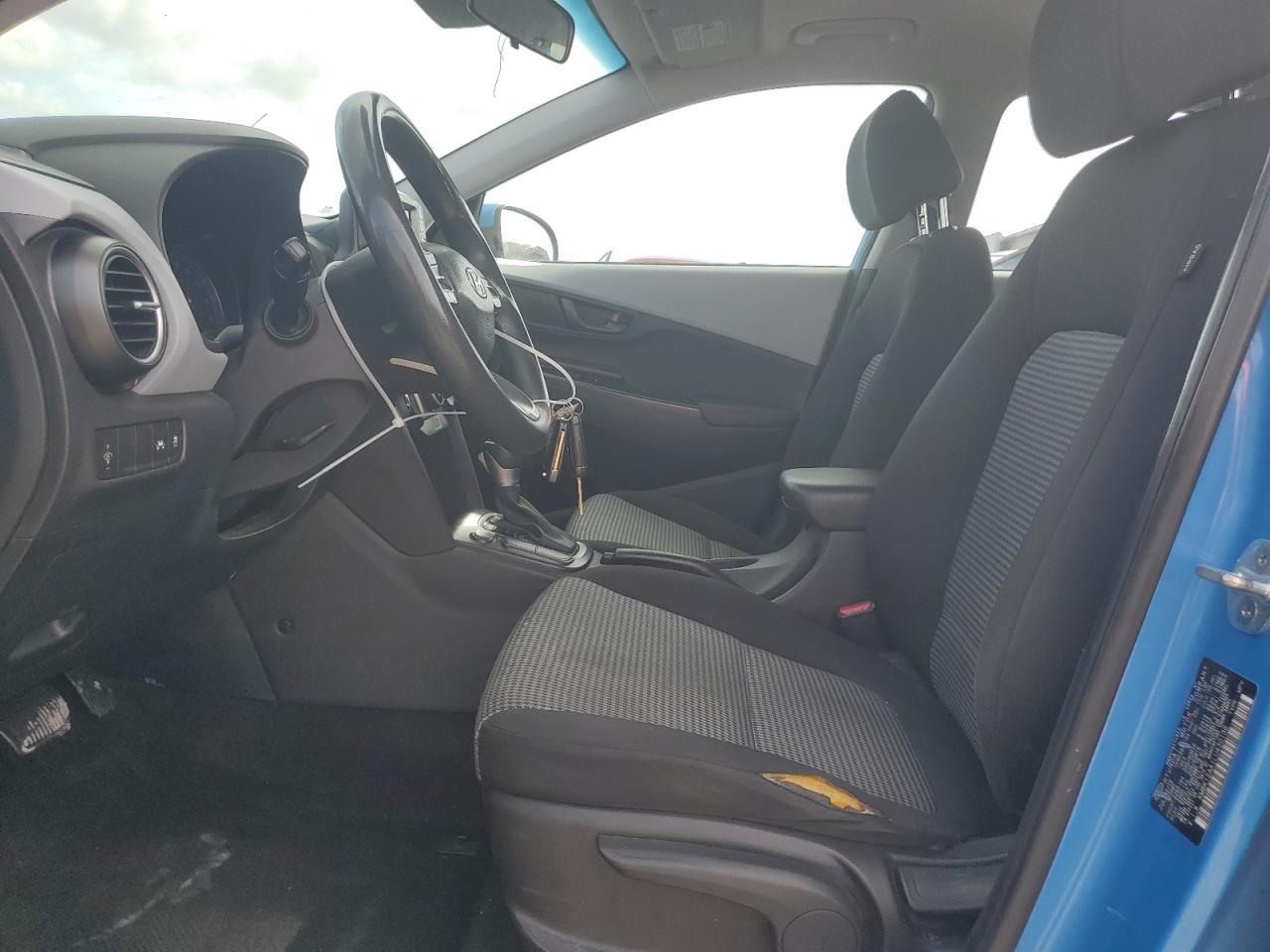 2020 HYUNDAI KONA SE - Фото 7