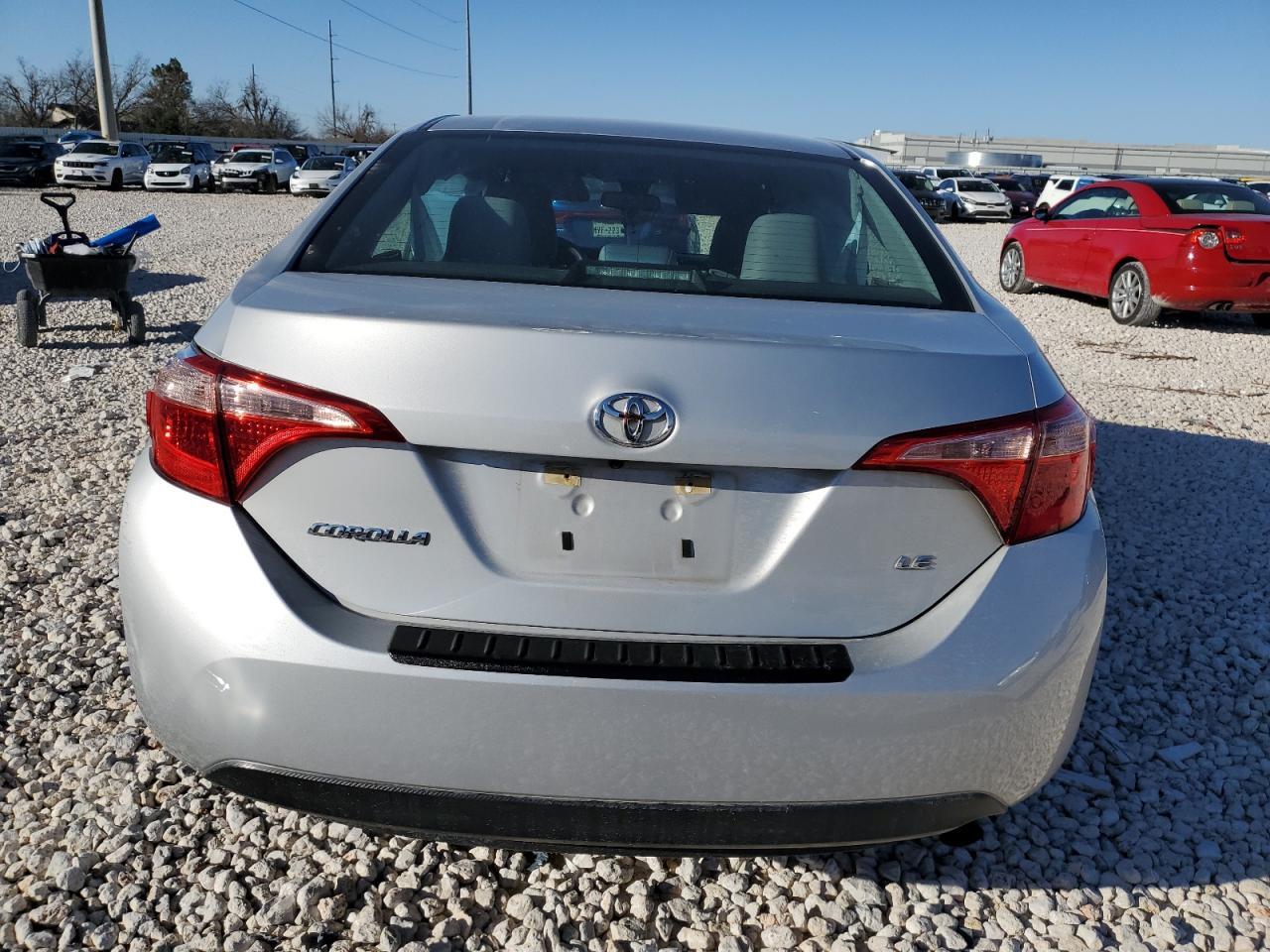 2019 TOYOTA COROLLA L - Image 6