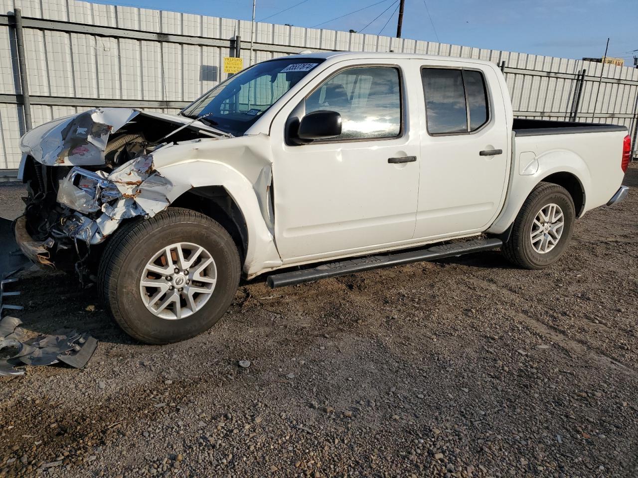 2016 NISSAN FRONTIER S