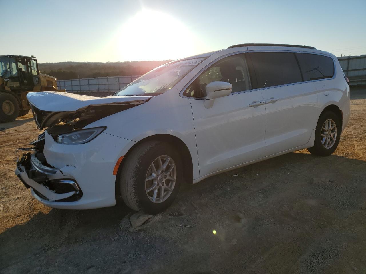 2022 CHRYSLER PACIFICA T