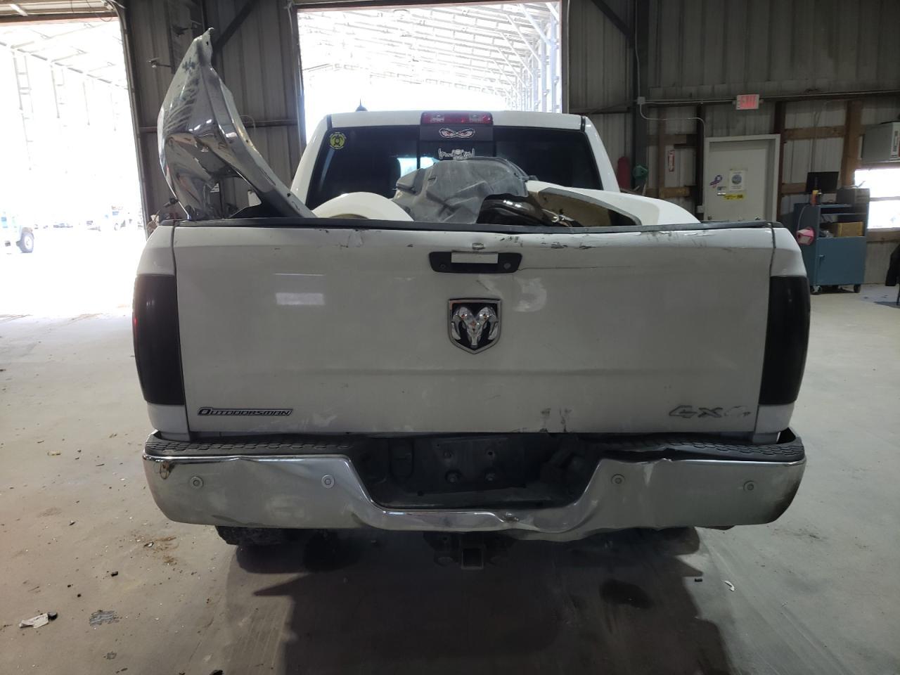 2015 RAM 1500 SLT - Image 6