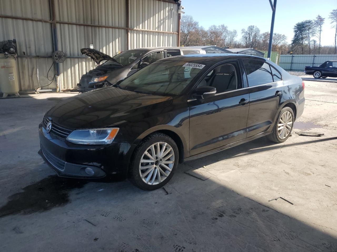 2012 VOLKSWAGEN JETTA SEL car image