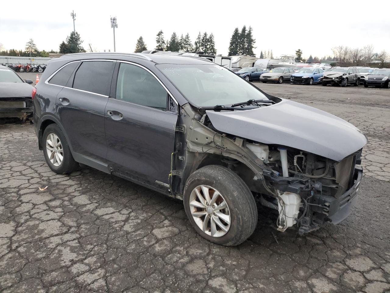 2017 KIA SORENTO LX - Фото 4