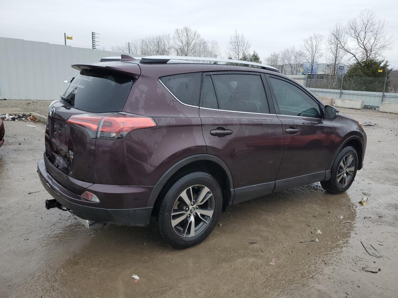2016 TOYOTA RAV4 XLE - Фото 3