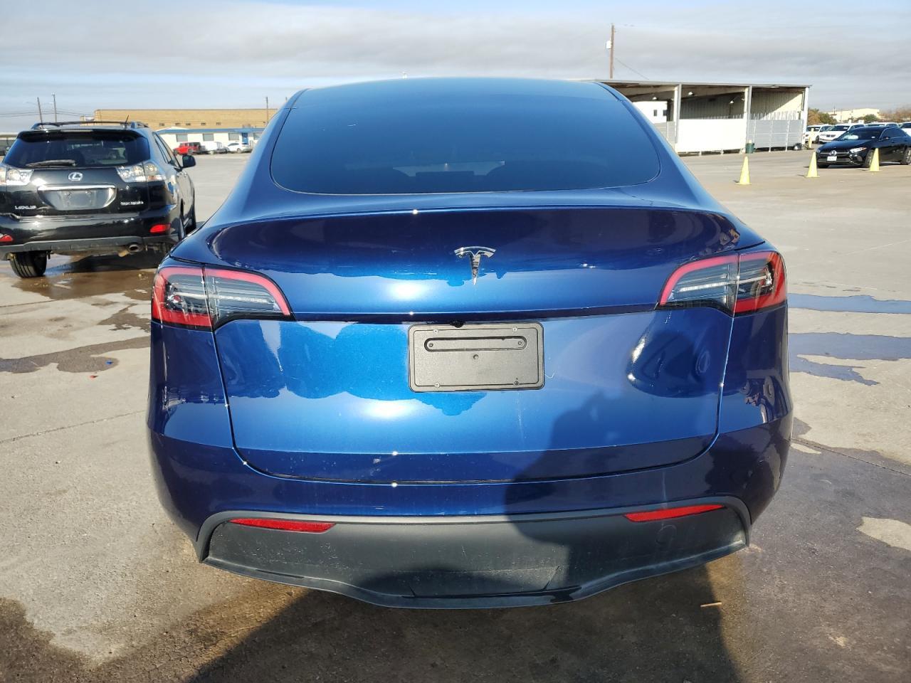 2024 TESLA MODEL Y - Image 6