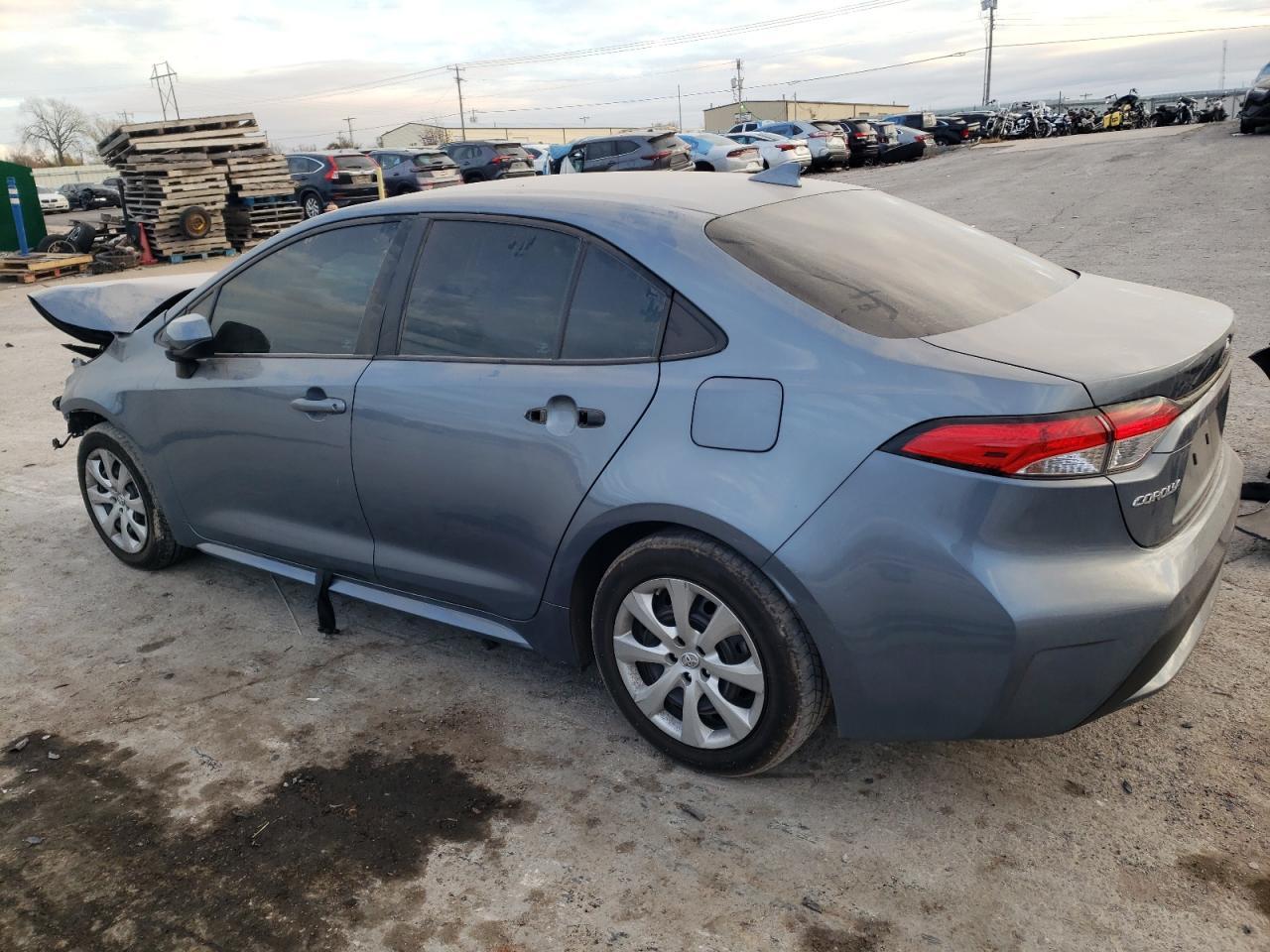 2021 TOYOTA COROLLA LE - Фото 2