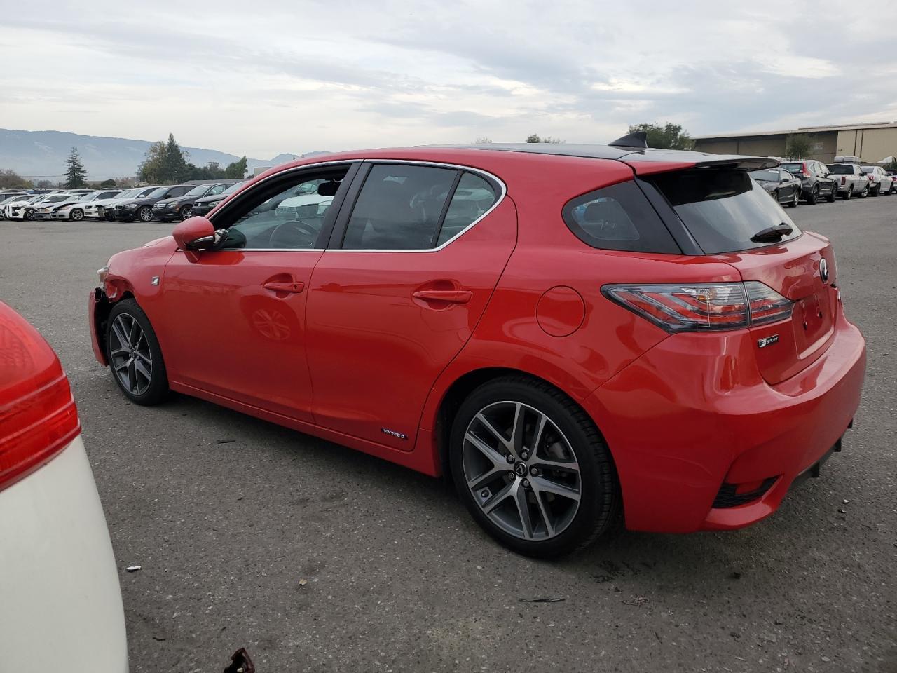 2016 LEXUS CT 200 - Фото 2