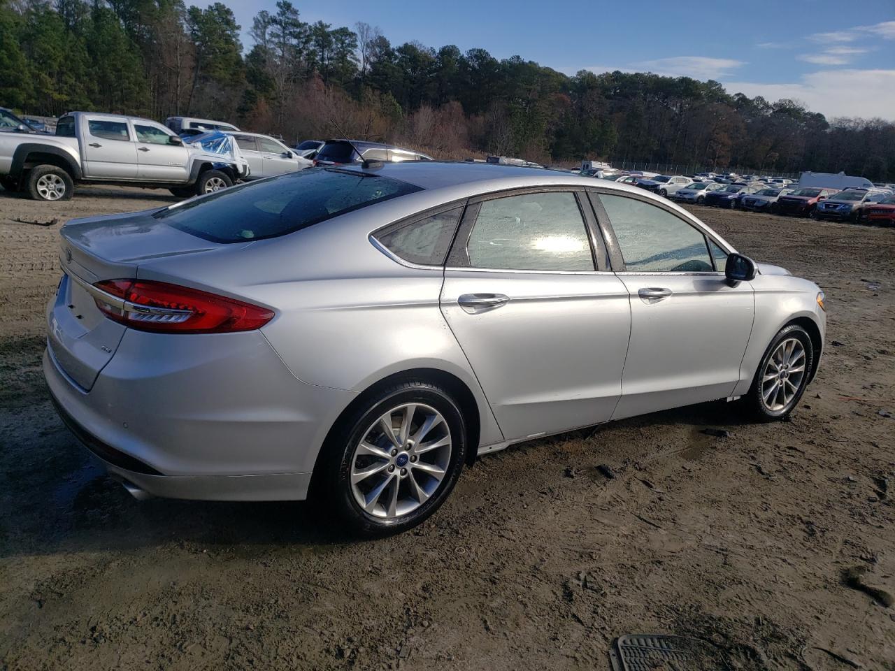 2017 FORD FUSION SE - Фото 3