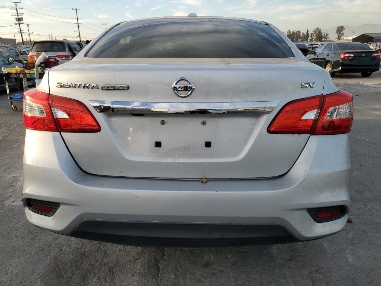 2017 NISSAN SENTRA S - Фото 6