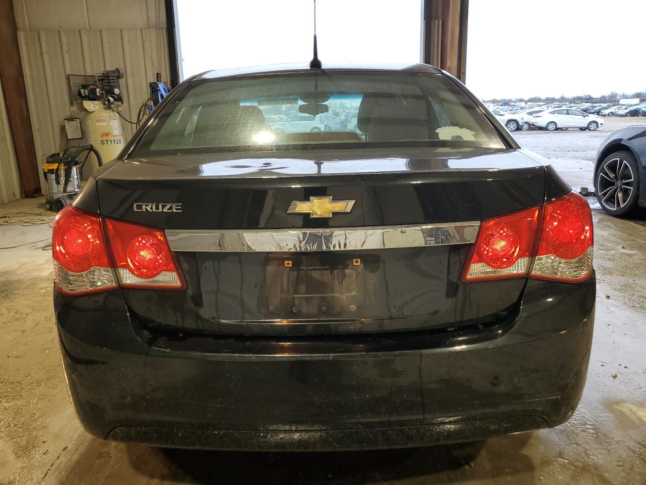 2014 CHEVROLET CRUZE LS - Image 6