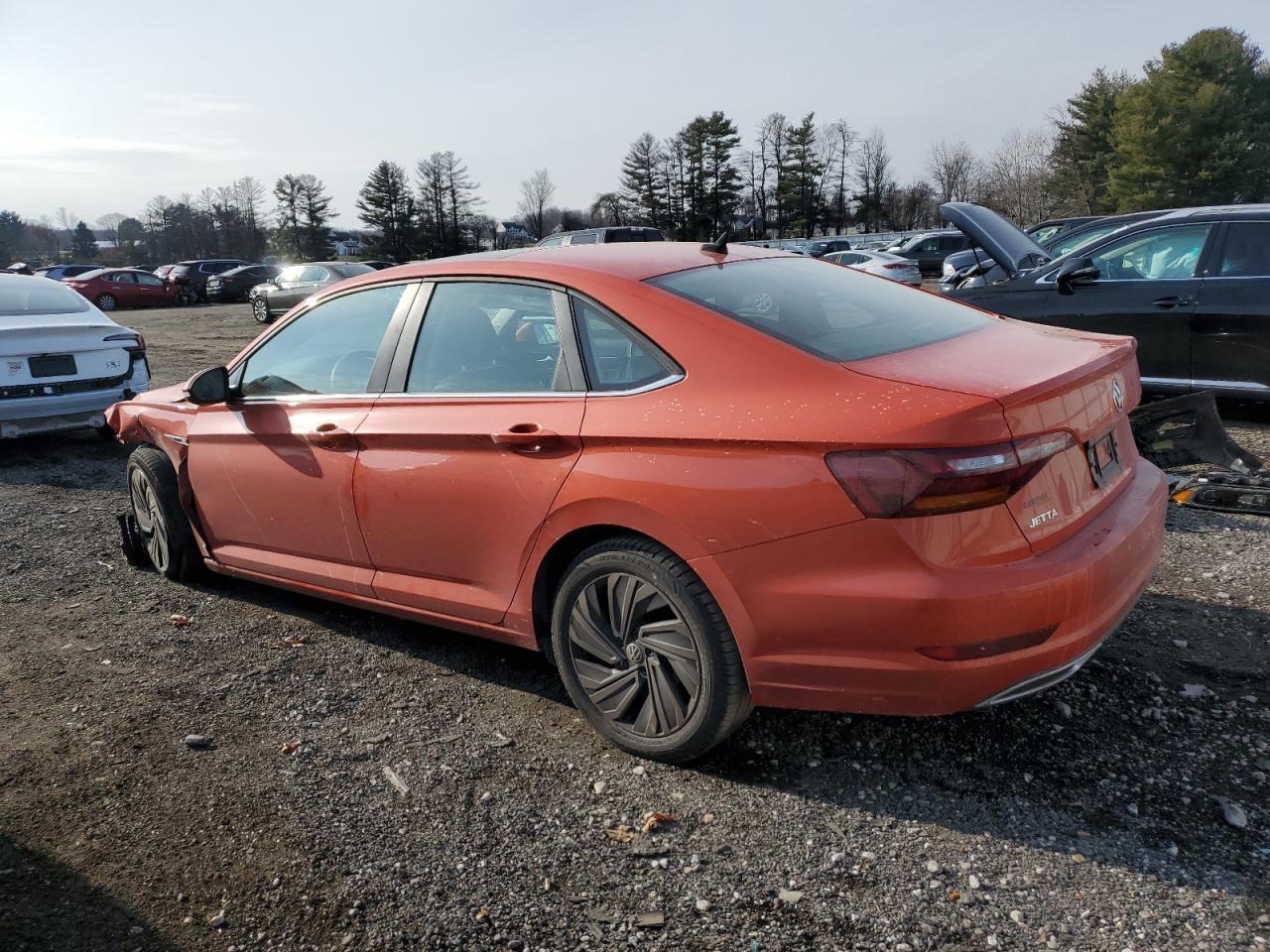 2019 VOLKSWAGEN JETTA SEL - Фото 2