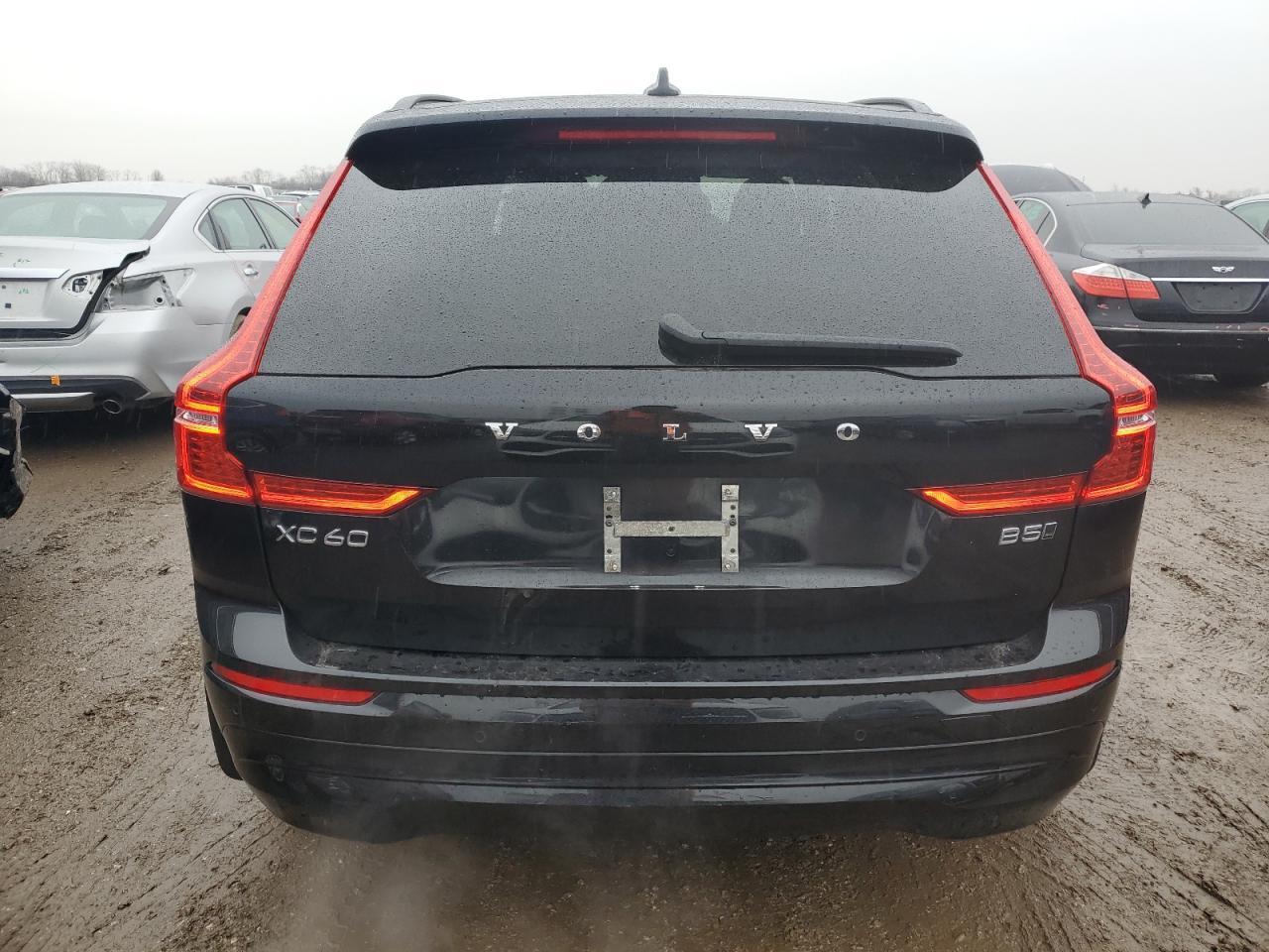 2022 VOLVO XC60 B5 MO - Фото 6