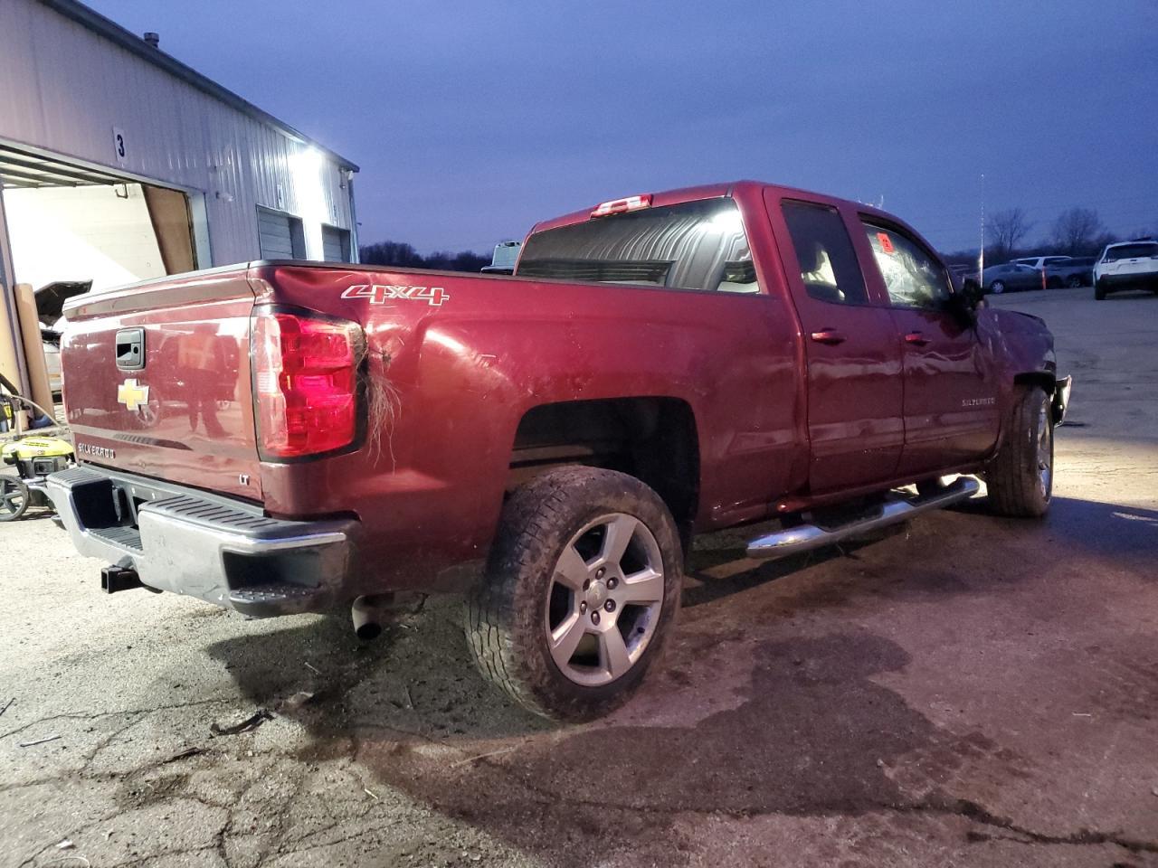 2016 CHEVROLET SILVERADO - Фото 3