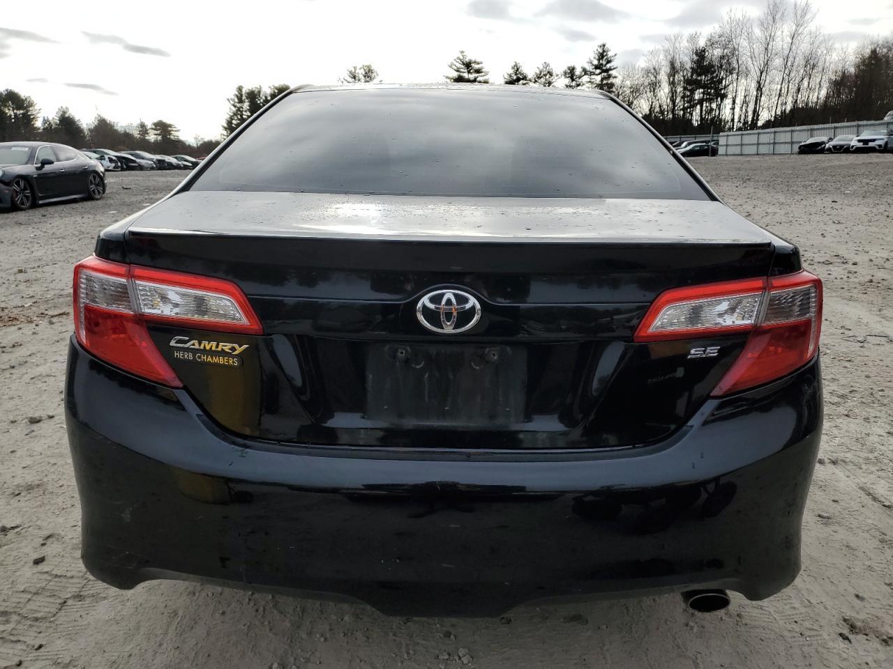 2013 TOYOTA CAMRY L - Image 6