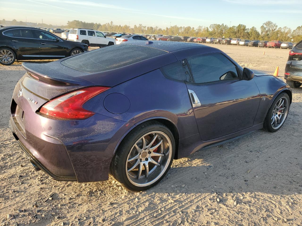 2016 NISSAN 370Z BASE - Фото 3