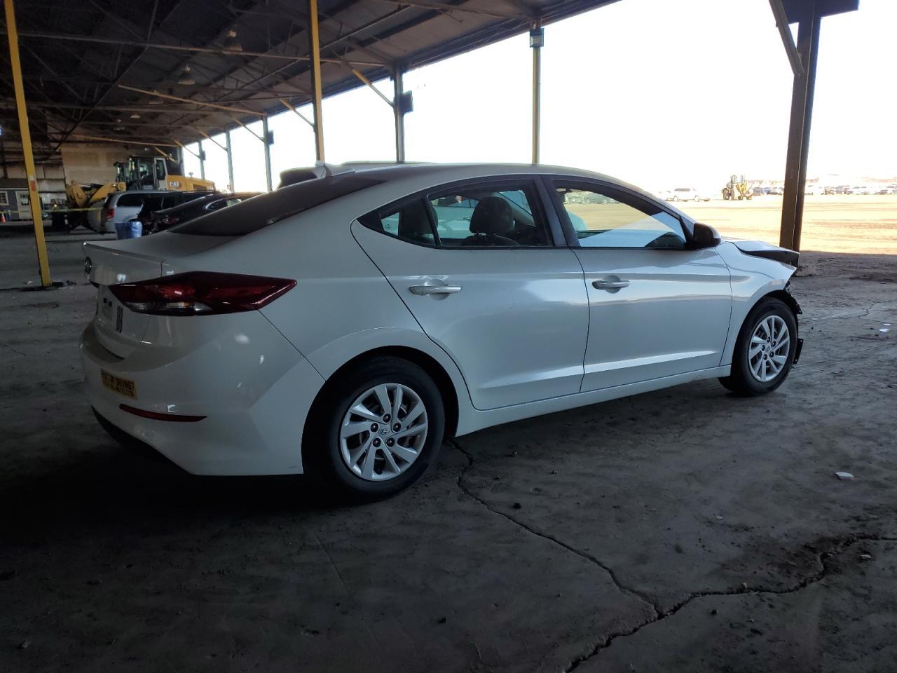 2017 HYUNDAI ELANTRA SE - Фото 3