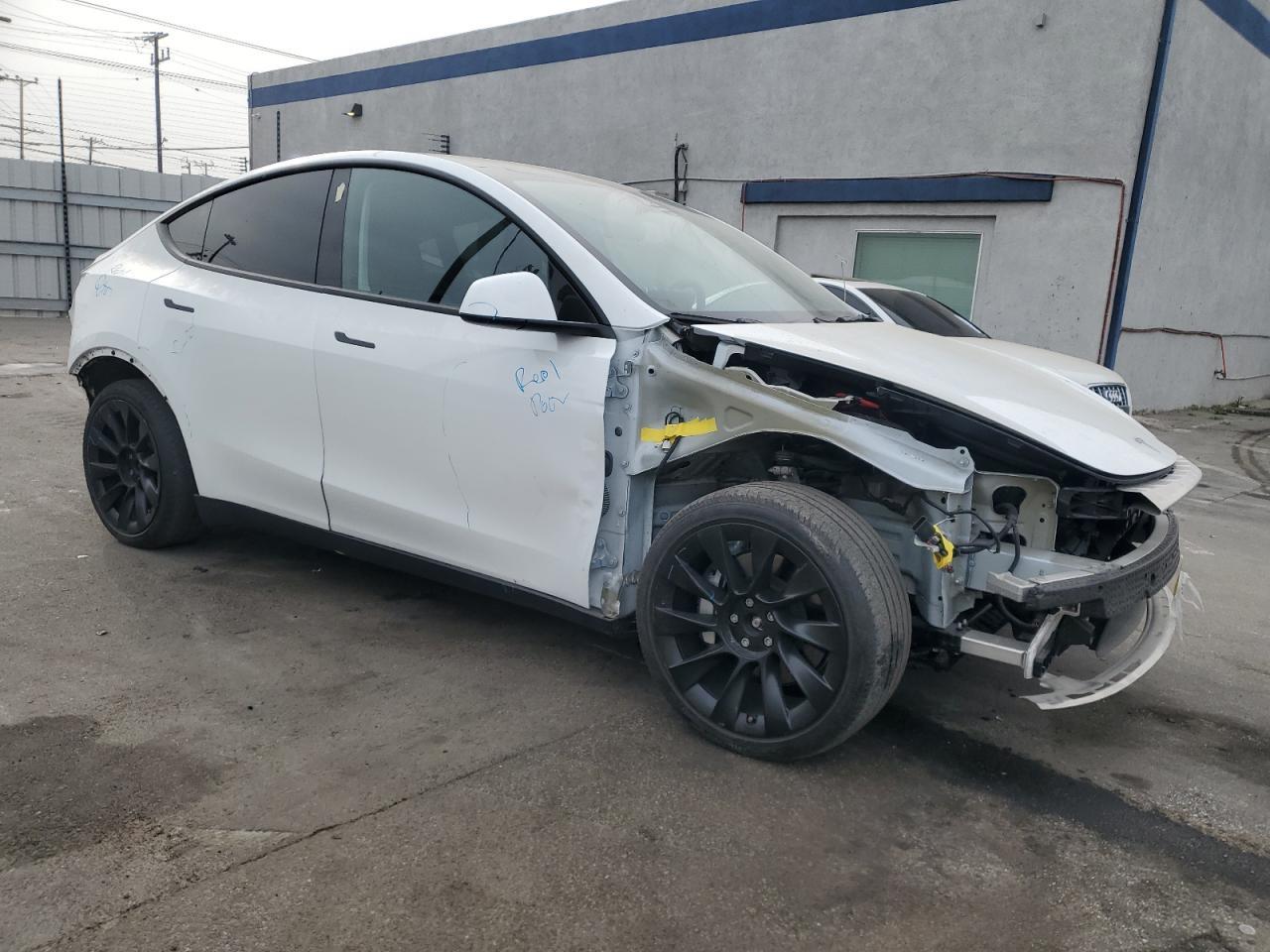 2022 TESLA MODEL Y - Image 4