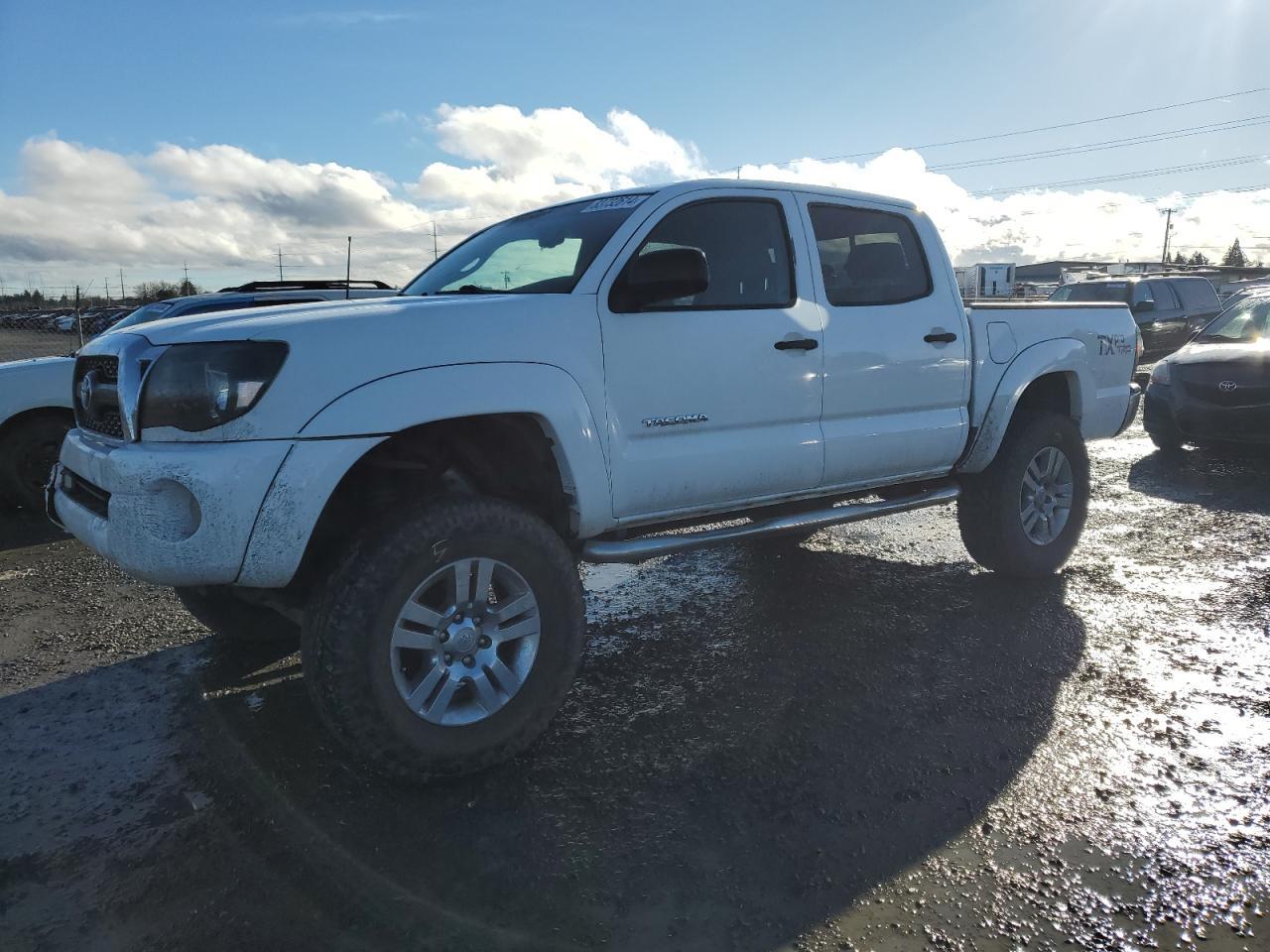 2011 TOYOTA TACOMA DOU