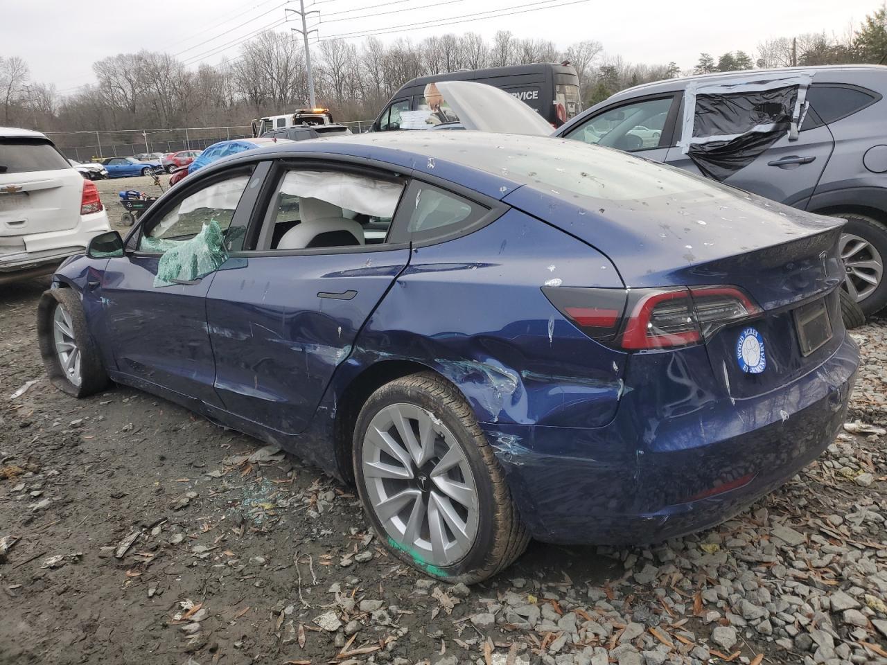 2022 TESLA MODEL 3 - Image 2