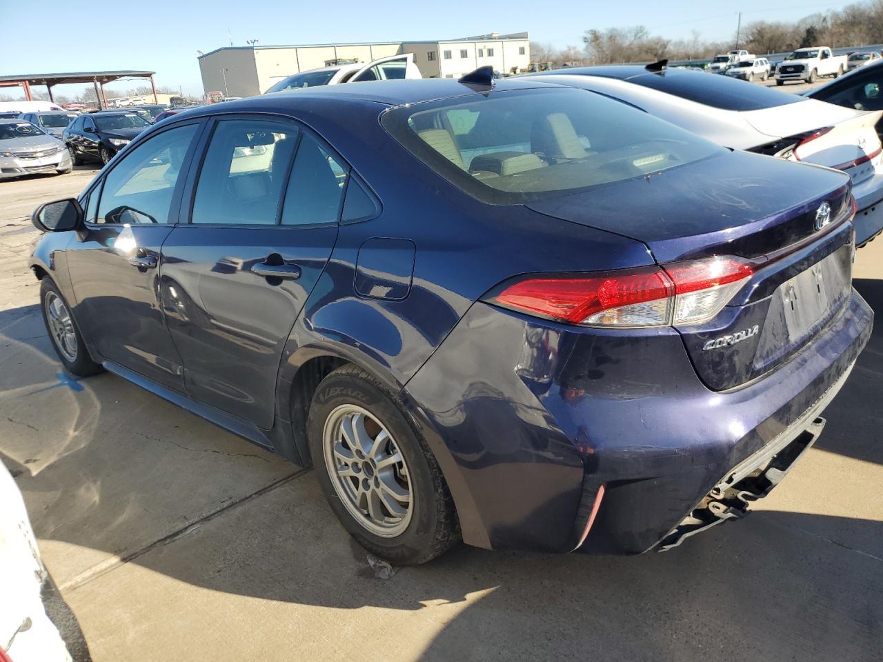 2021 TOYOTA COROLLA LE - Image 2