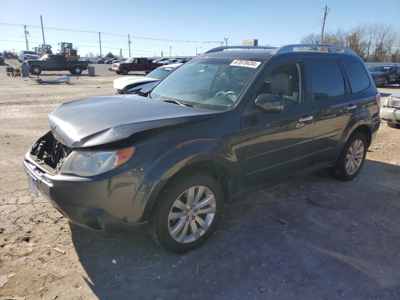 2011 SUBARU FORESTER T car image