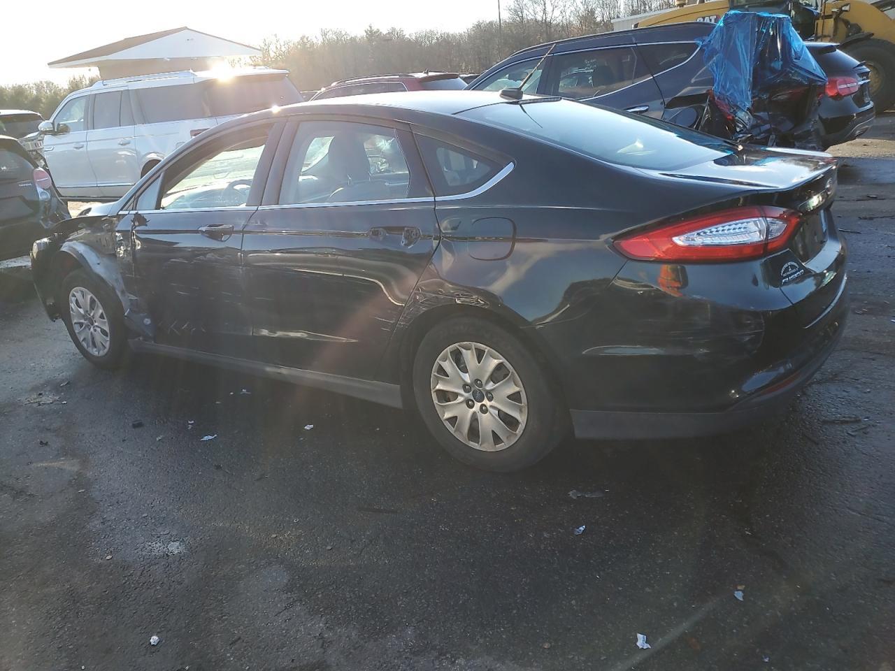 2014 FORD FUSION S - Image 2