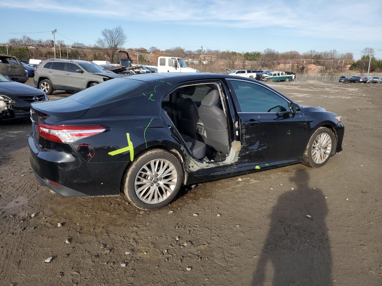 2018 TOYOTA CAMRY L - Image 3