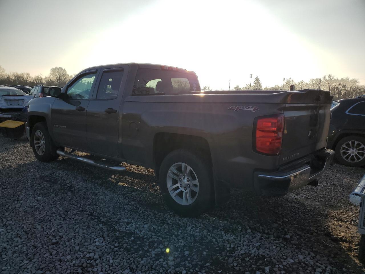 2014 CHEVROLET SILVERADO - Image 2
