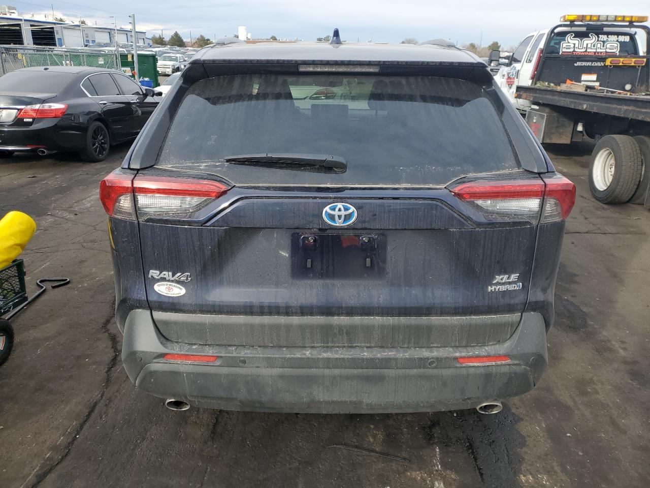 2024 TOYOTA RAV4 XLE P - Image 6