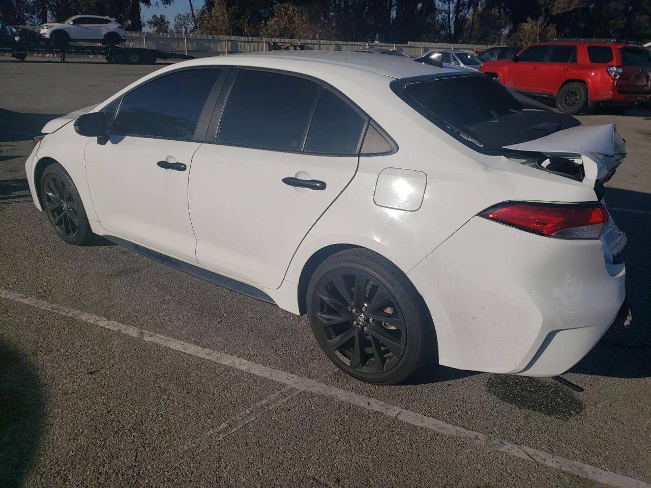 2022 TOYOTA COROLLA SE - Фото 2
