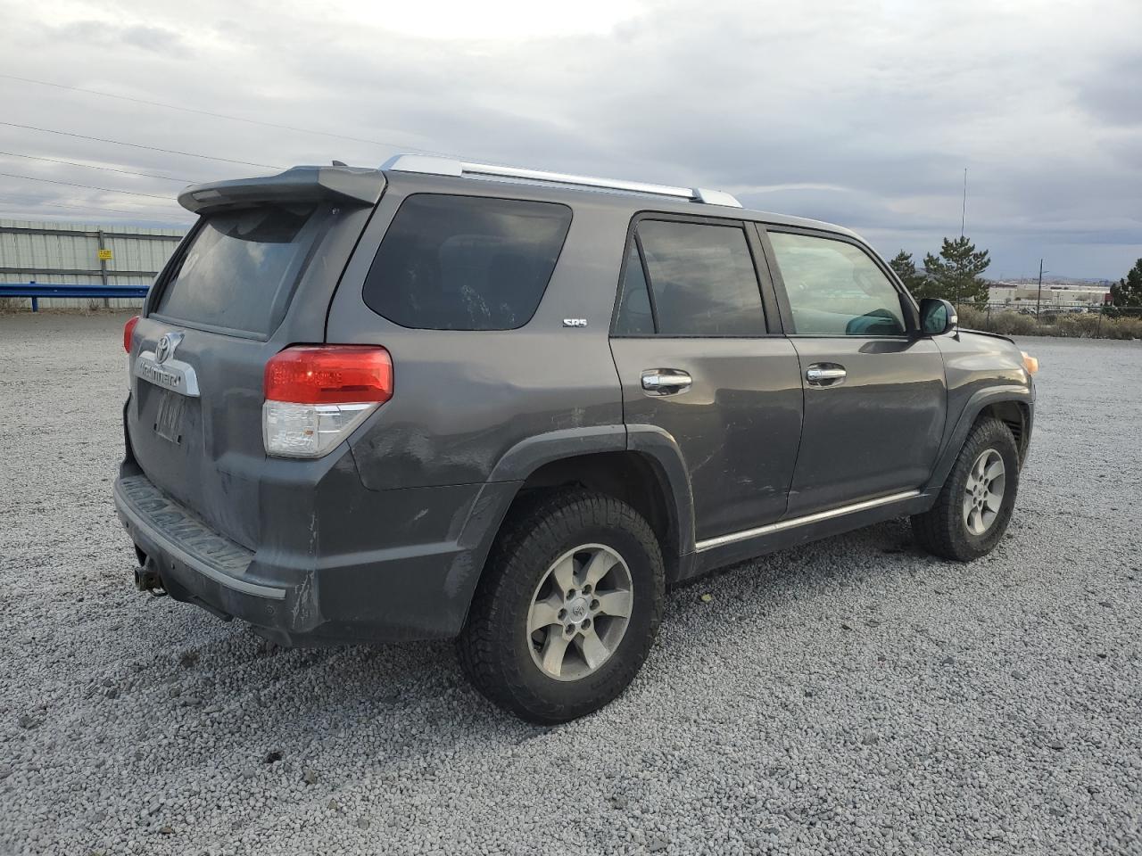 2011 TOYOTA 4RUNNER SR - Image 3