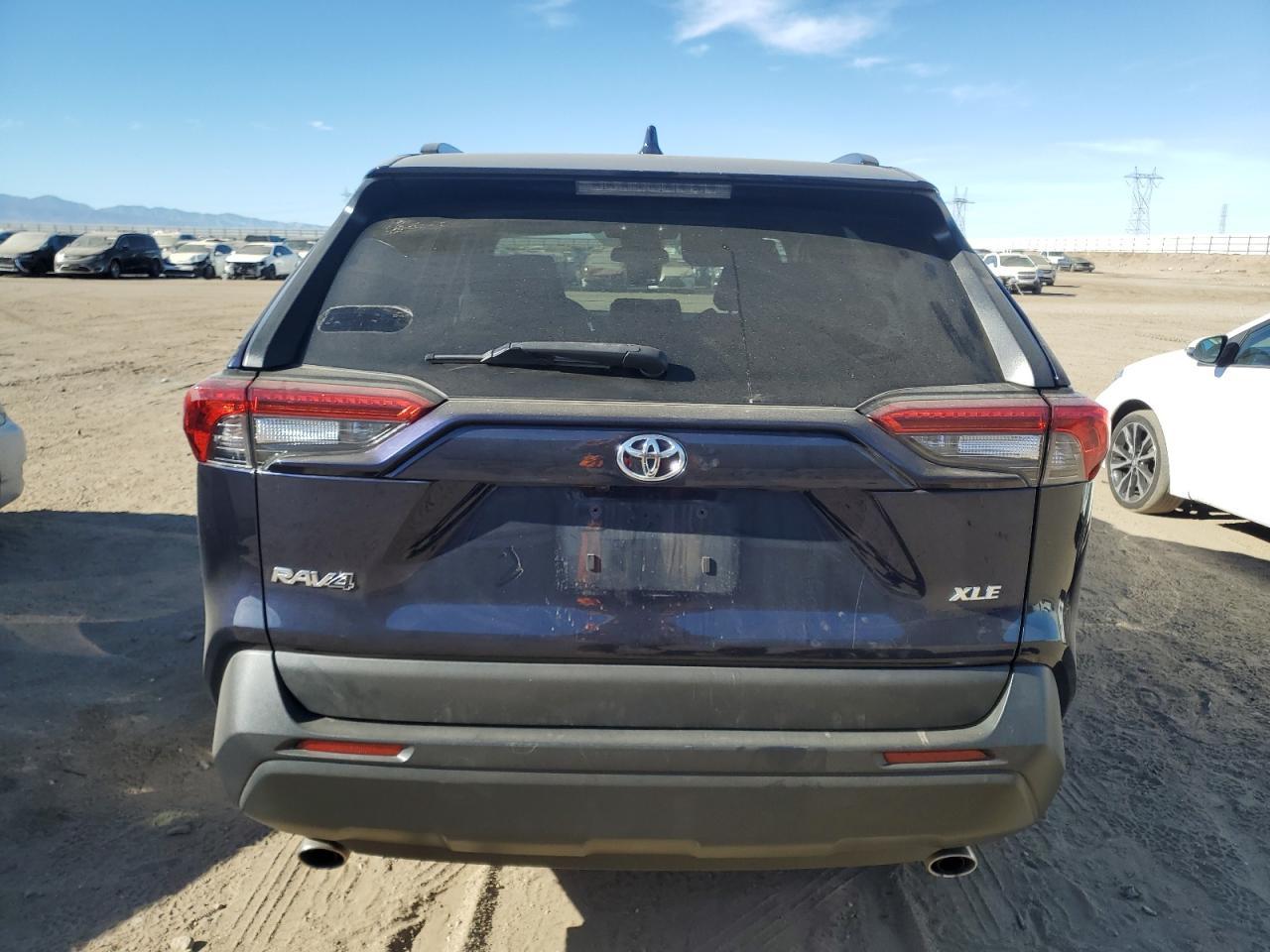 2022 TOYOTA RAV4 XLE - Image 6