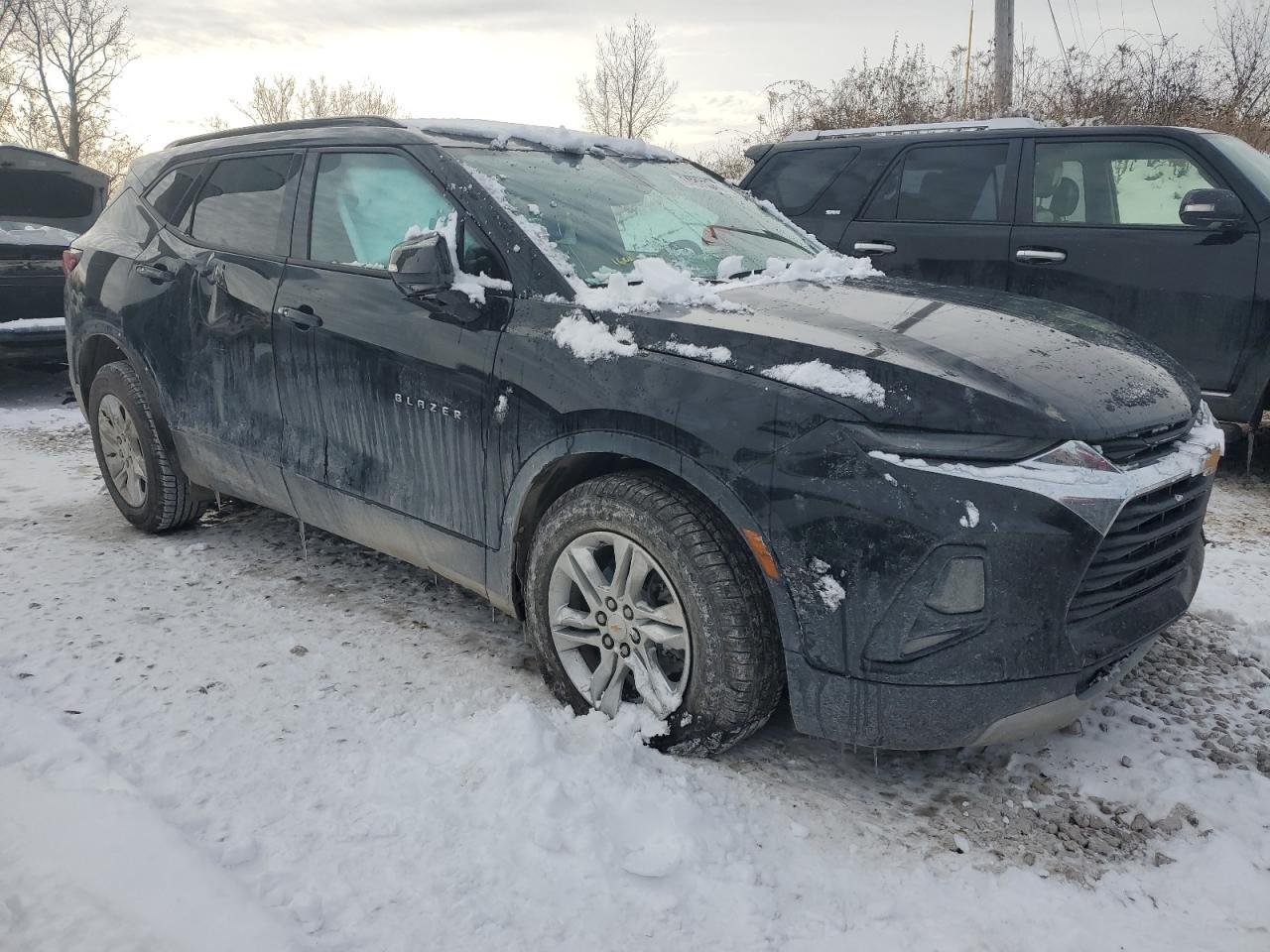 2022 CHEVROLET BLAZER 2LT - Image 4