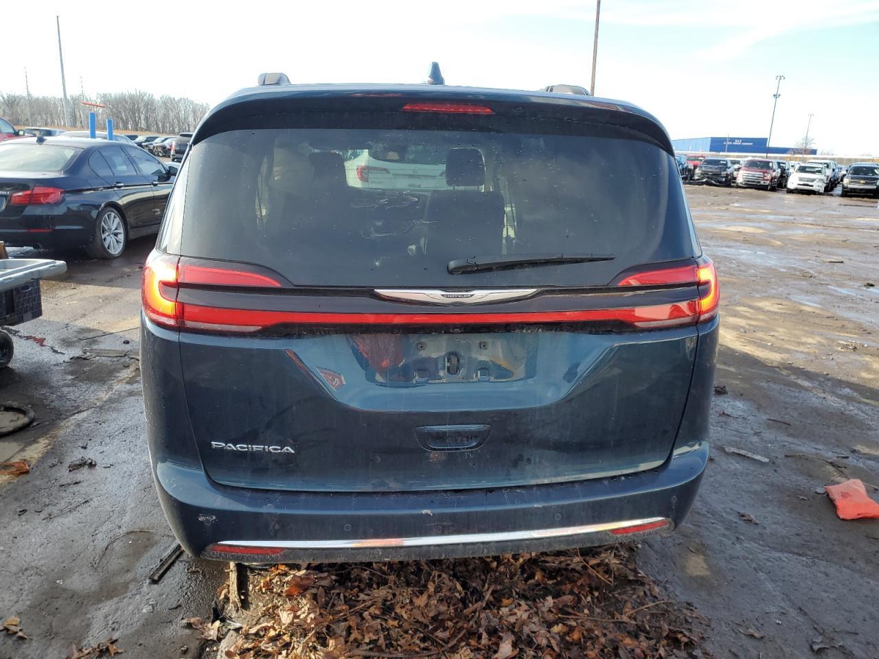 2022 CHRYSLER PACIFICA T - Image 6