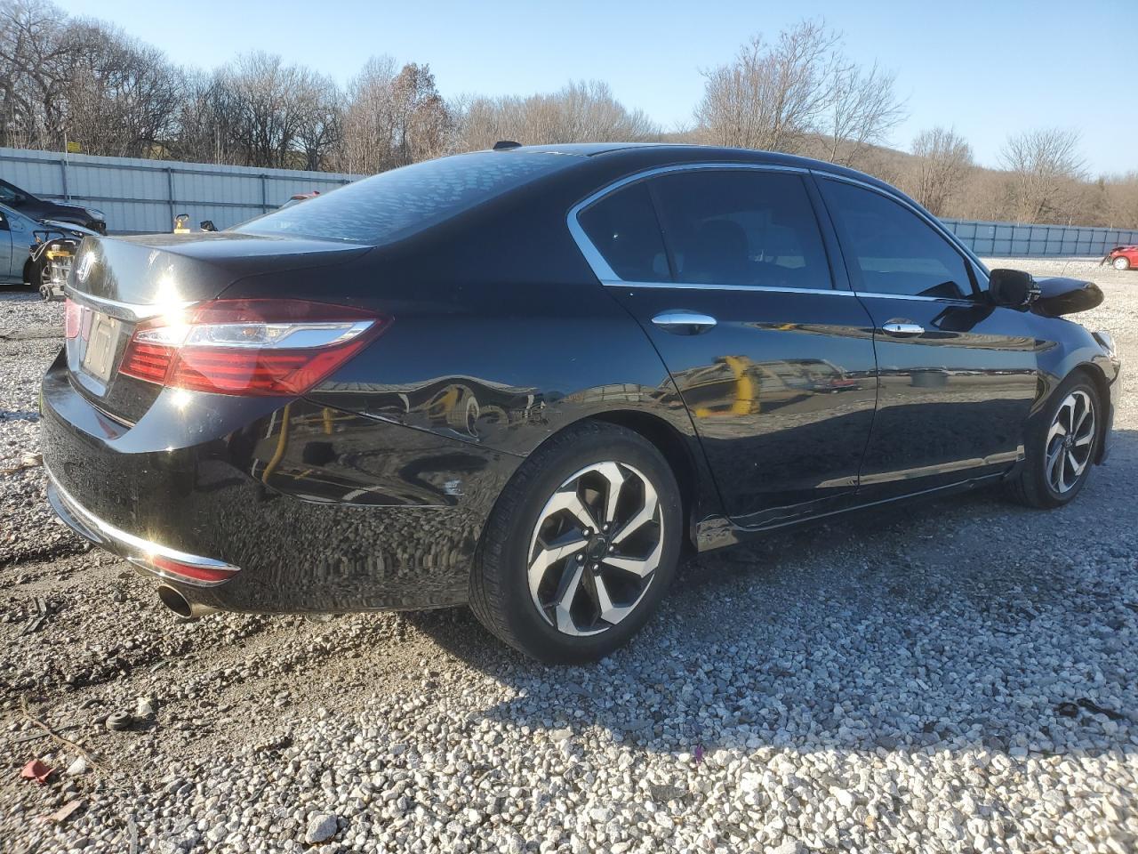 2016 HONDA ACCORD EXL - Image 3