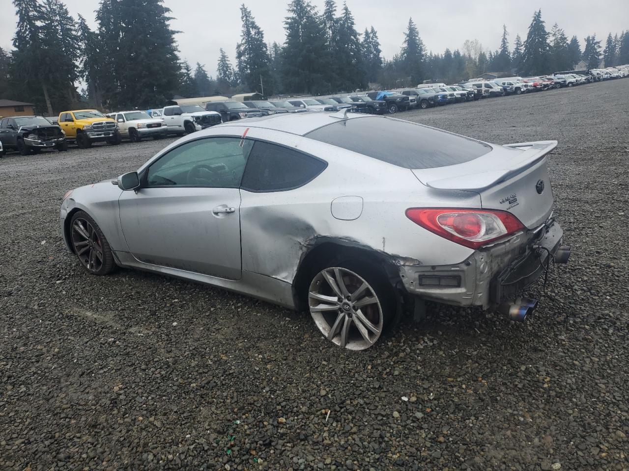 2011 HYUNDAI GENESIS CO - Image 2