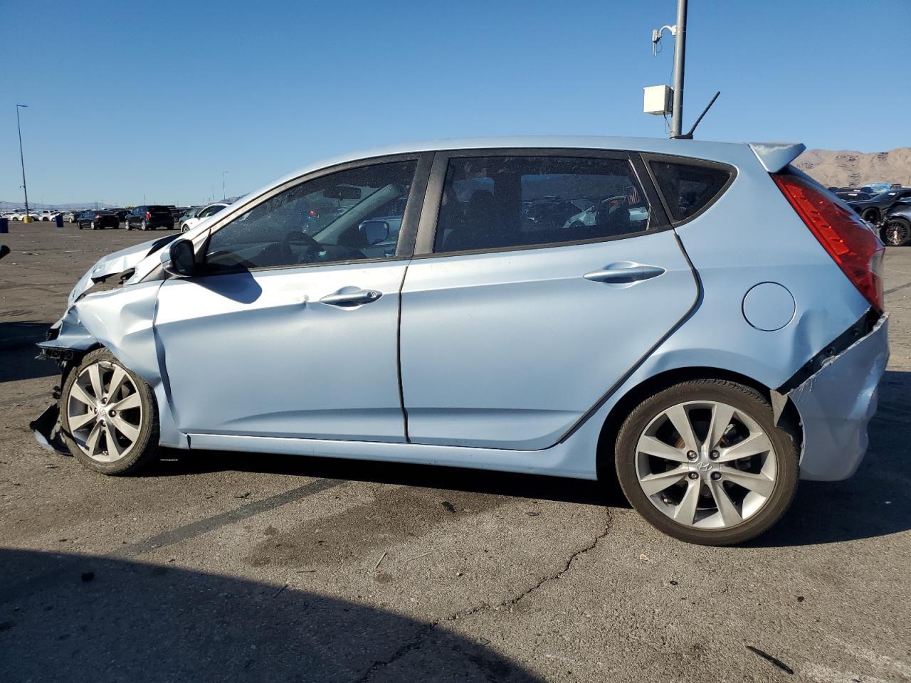 2014 HYUNDAI ACCENT GLS - Фото 2
