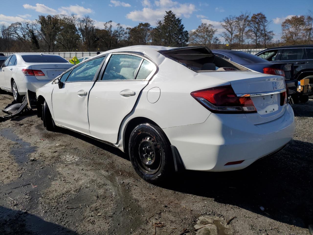 2015 HONDA CIVIC LX - Image 2