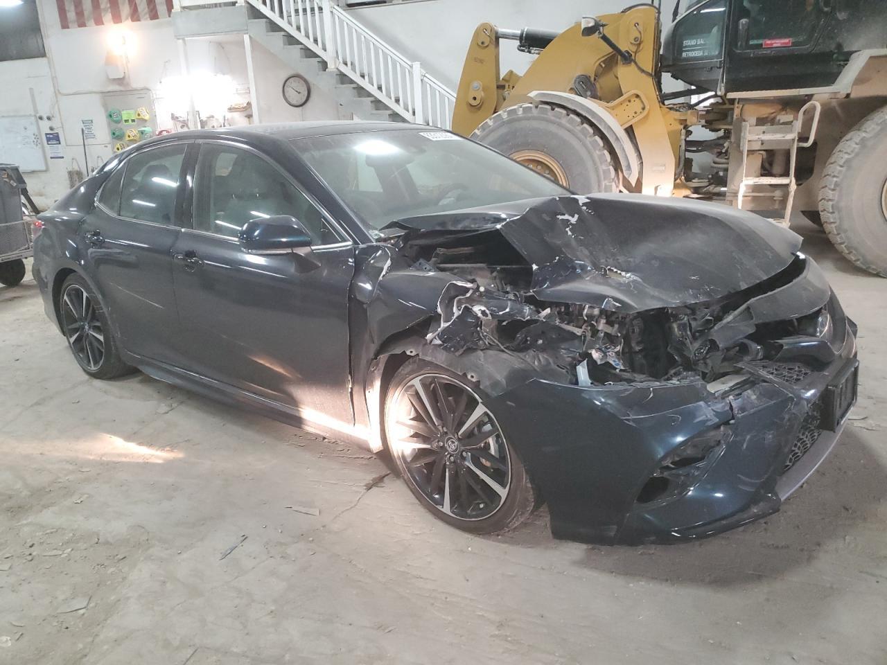 2018 TOYOTA CAMRY XSE - Фото 4