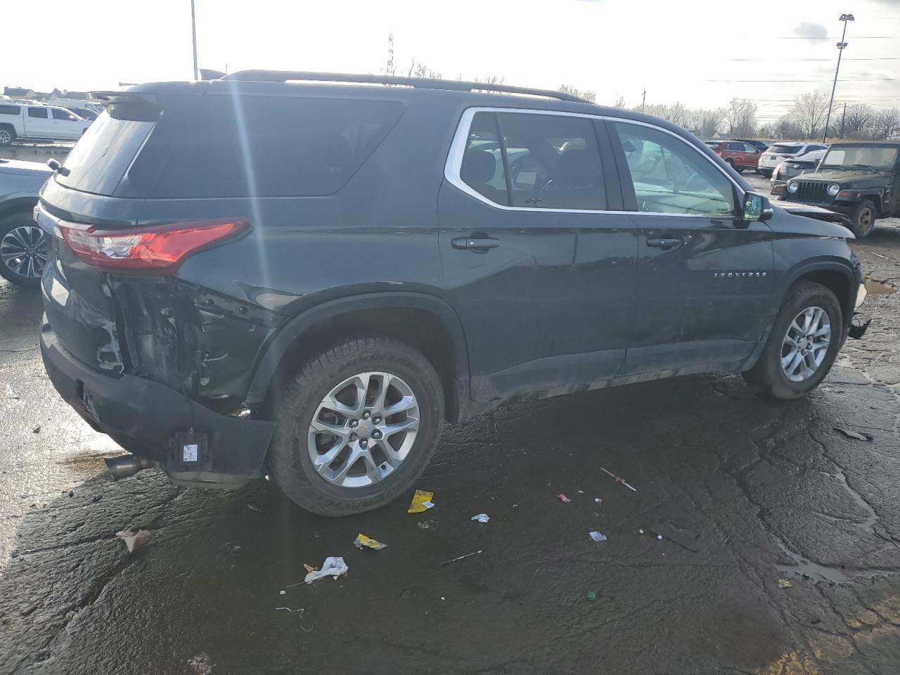 2020 CHEVROLET TRAVERSE L - Фото 3