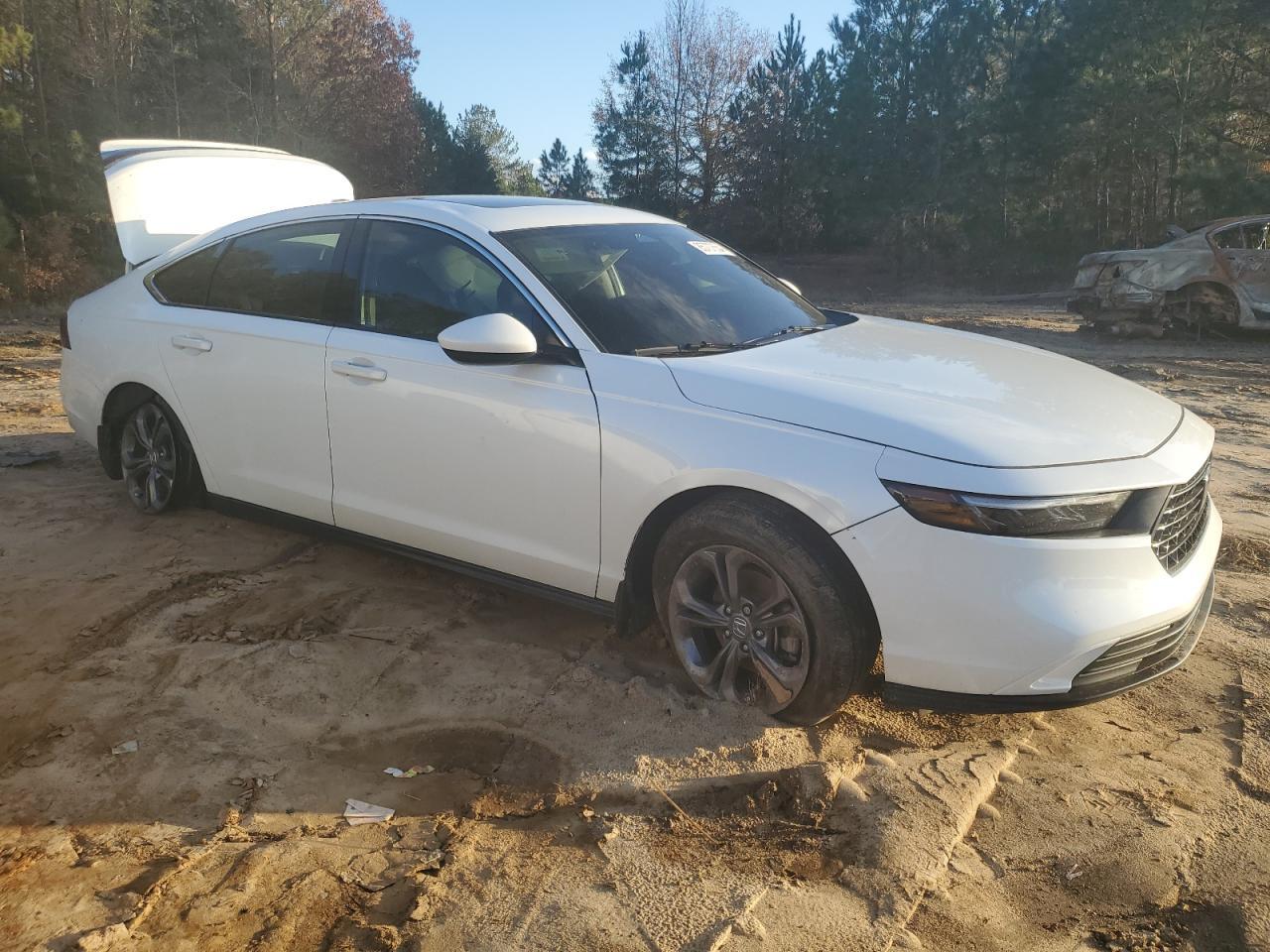 2024 HONDA ACCORD EX - Фото 4
