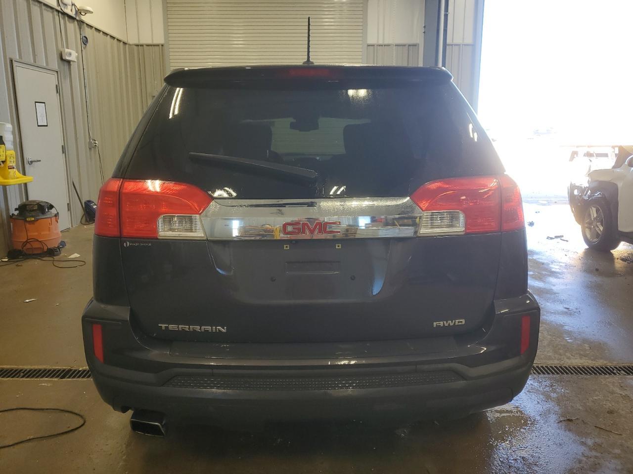 2016 GMC TERRAIN SL - Image 6