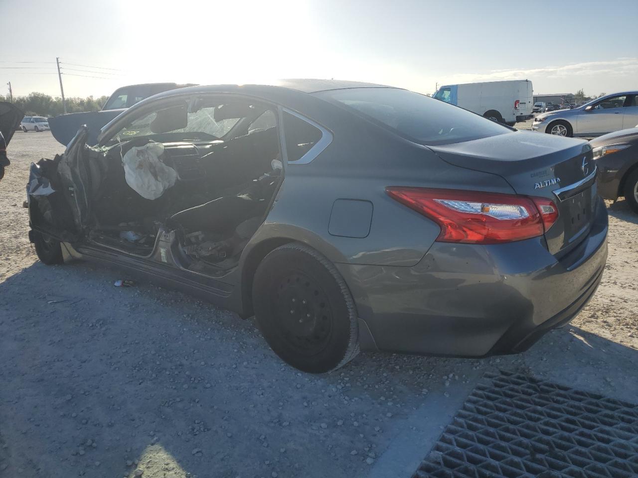 2016 NISSAN ALTIMA 2.5 - Image 2
