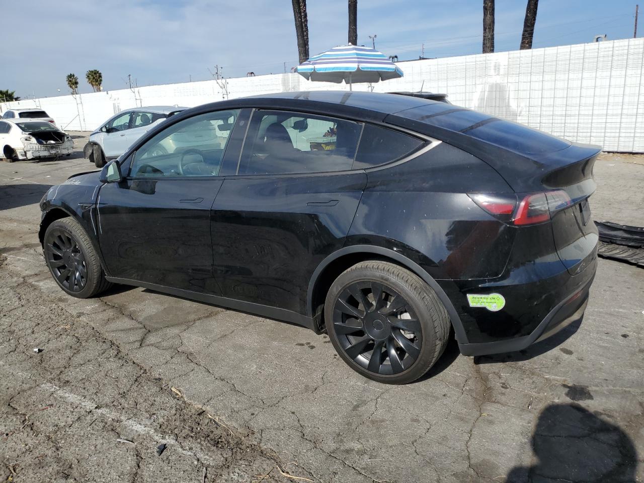 2023 TESLA MODEL Y - Image 2
