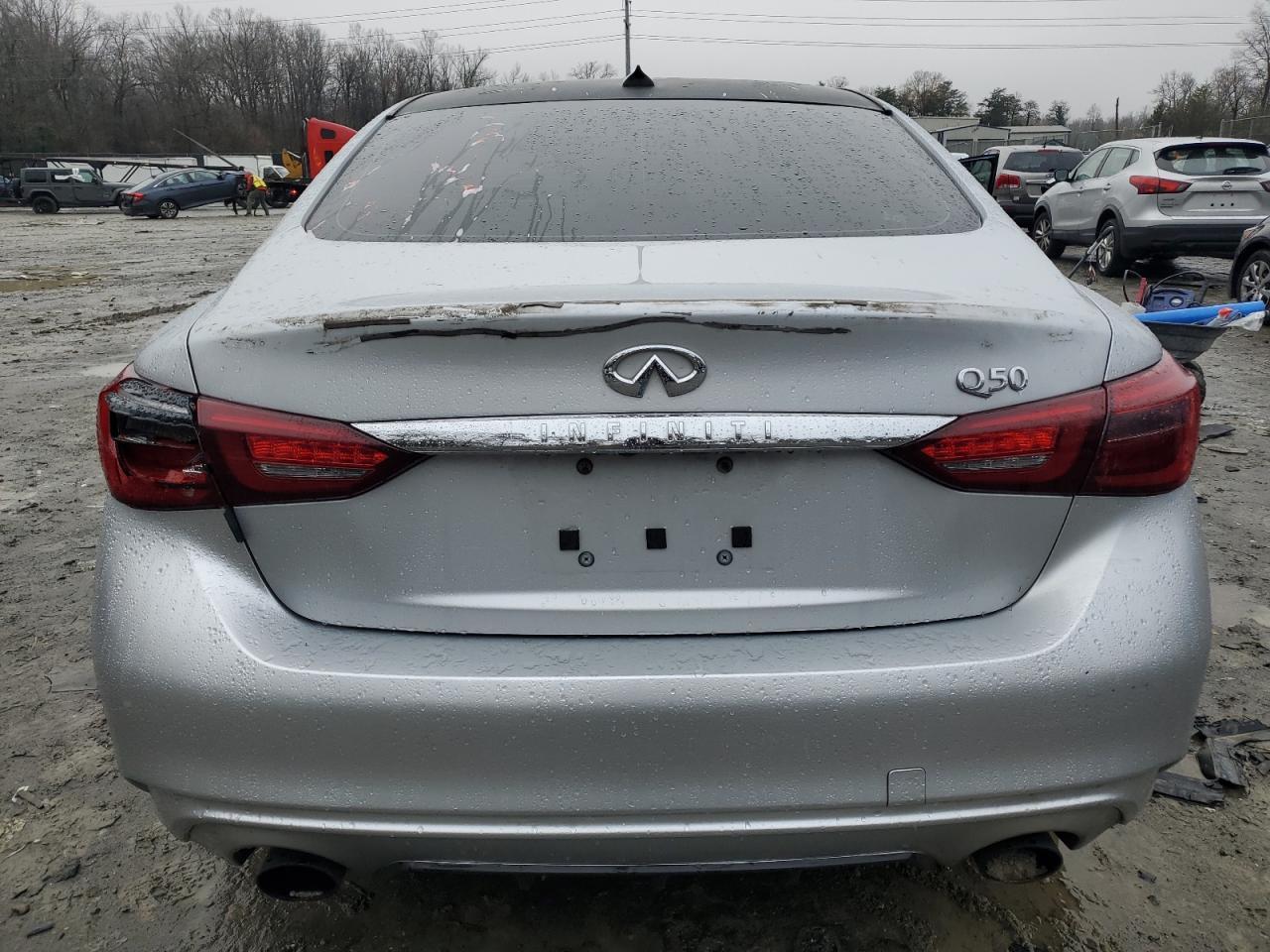2018 INFINITI Q50 LUXE - Image 6