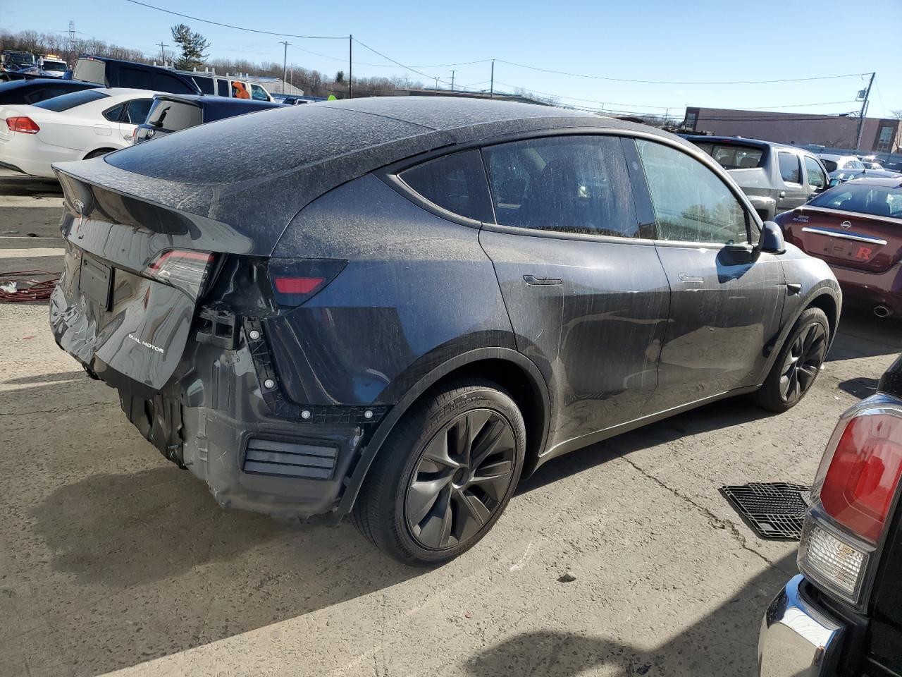 2024 TESLA MODEL Y - Image 3